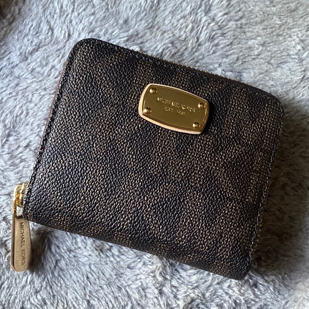 Michael Kors Monogram Wallet Coin Purse